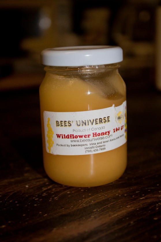 Bee's Universe Wildflower Honey